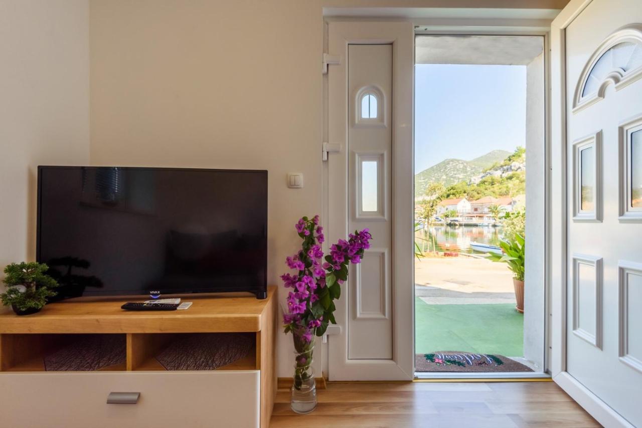 Apartment Dego Near Ploce, Riverfront, Parking Rogotin Dış mekan fotoğraf